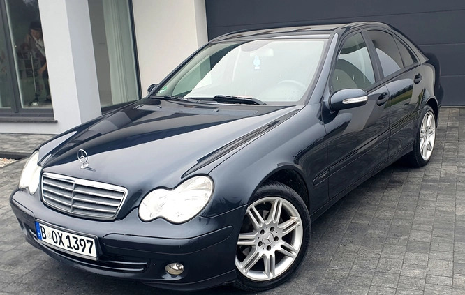 Mercedes-Benz Klasa C cena 19000 przebieg: 215000, rok produkcji 2005 z Witkowo małe 631